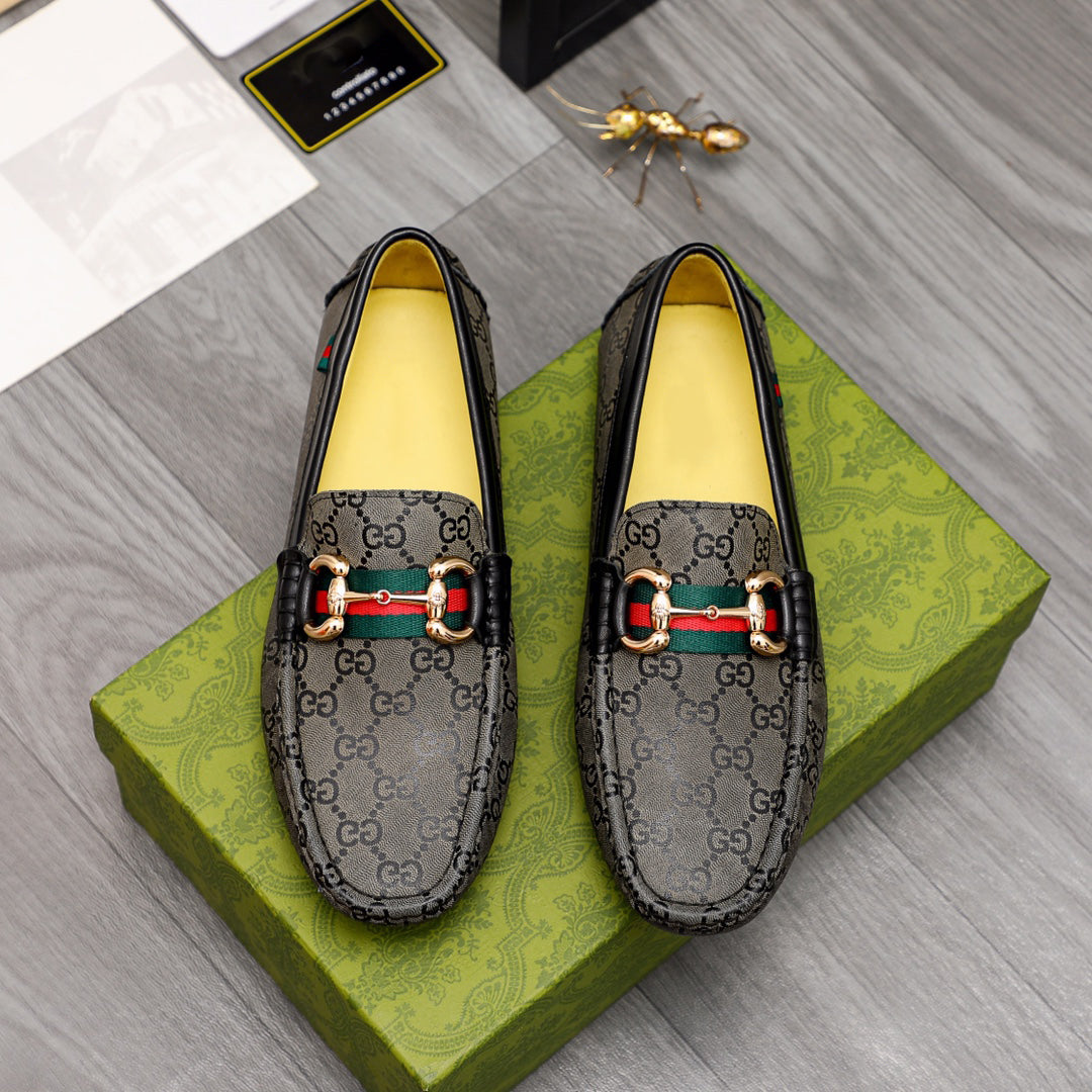 Black Handmade Leather G Logo Loafers