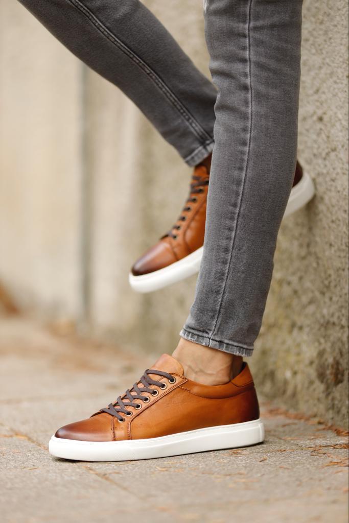 Laughlin Low Top Tan Sneakers