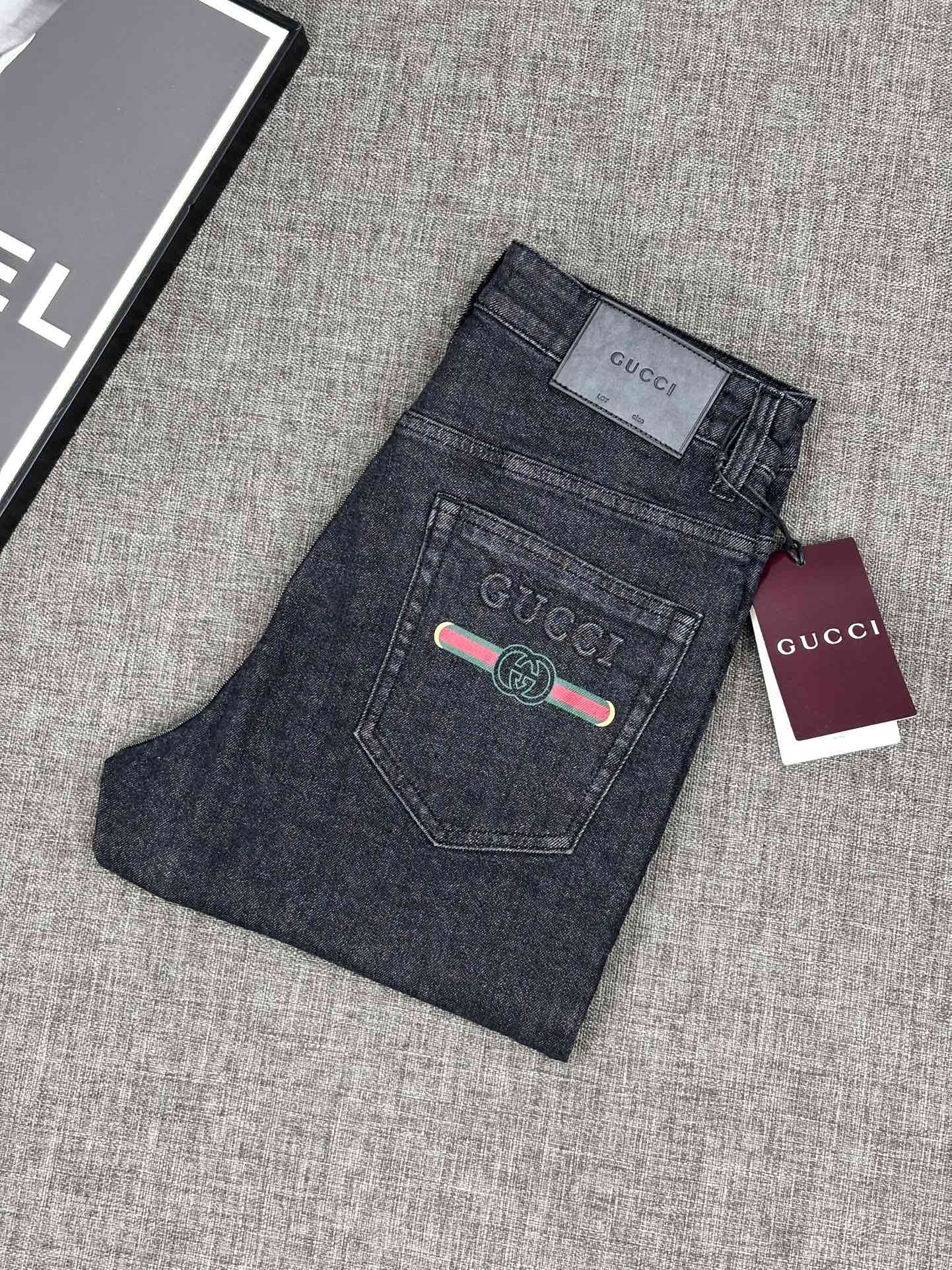 GUI  Latest jeans 26031212