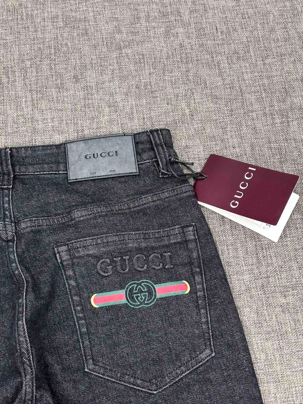 GUI  Latest jeans 26031212