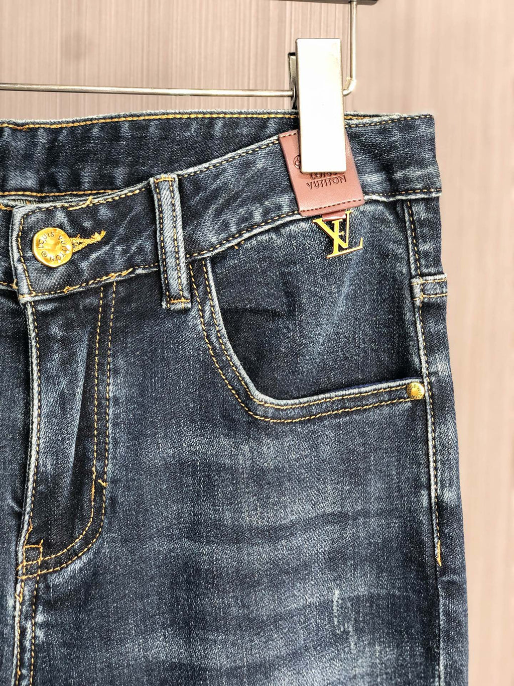 VV New original denim jeans 26020203