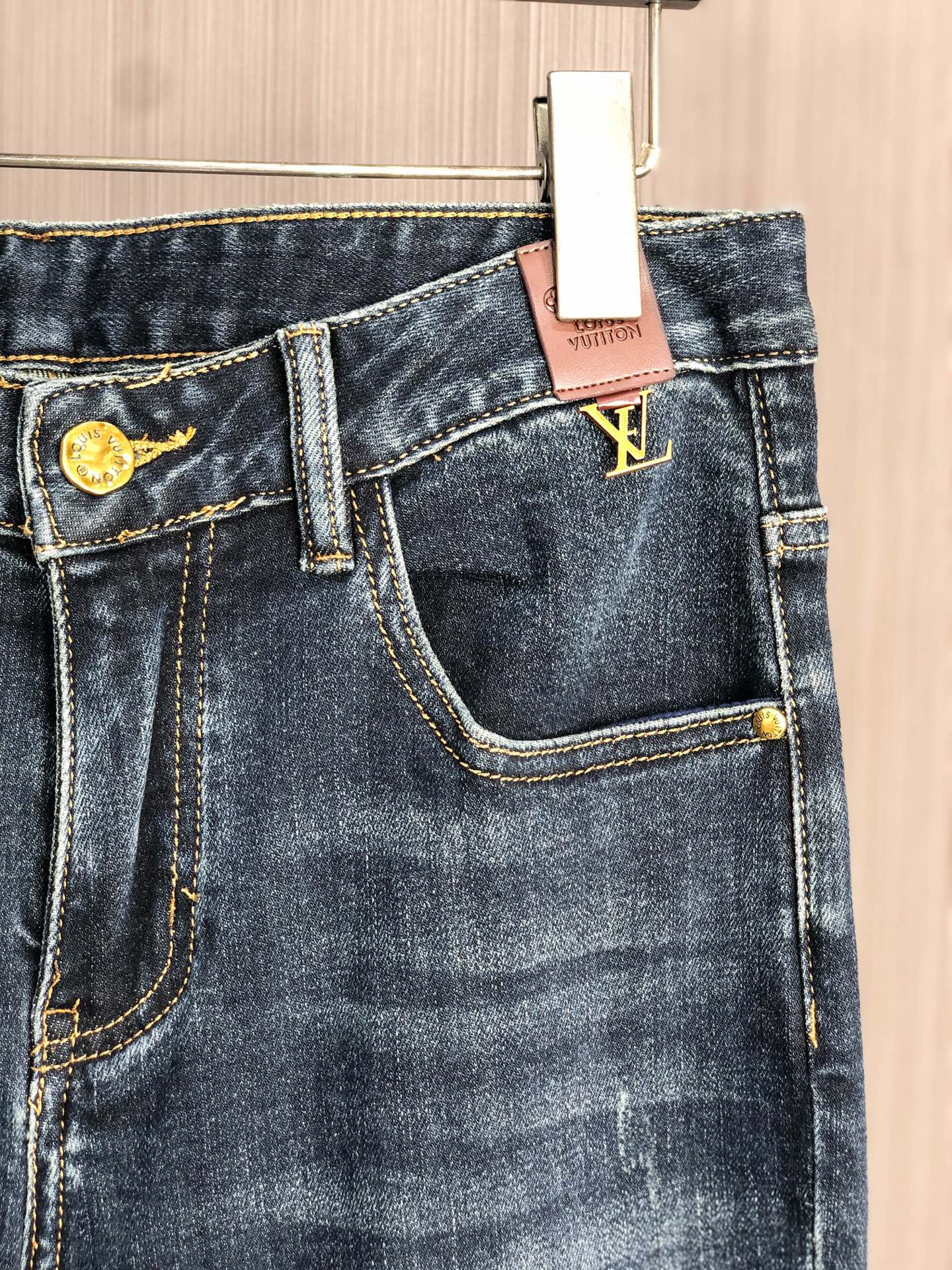 VV New original denim jeans 26020203
