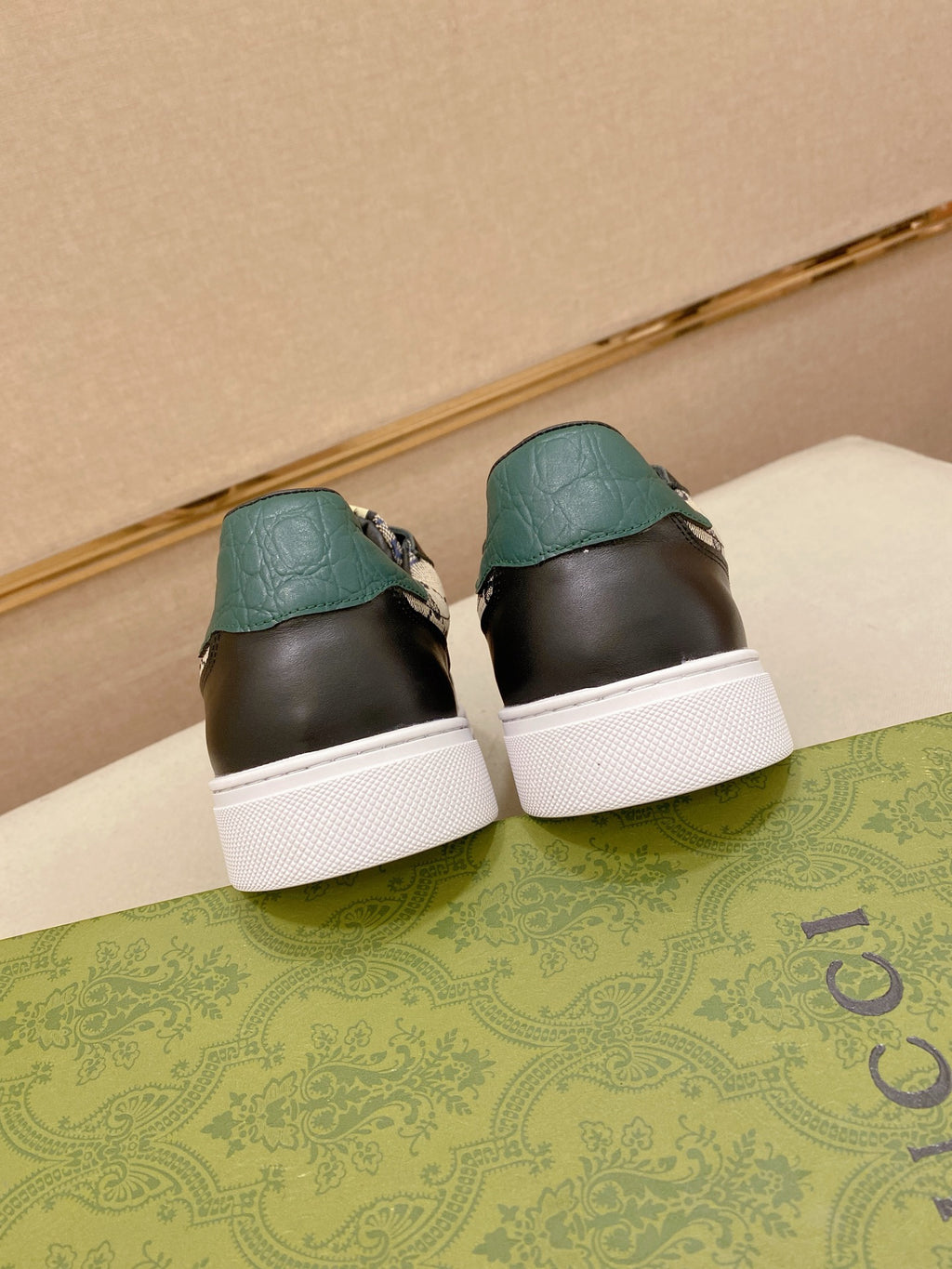 Gui Latest casual and stylish men's shoes 26032416