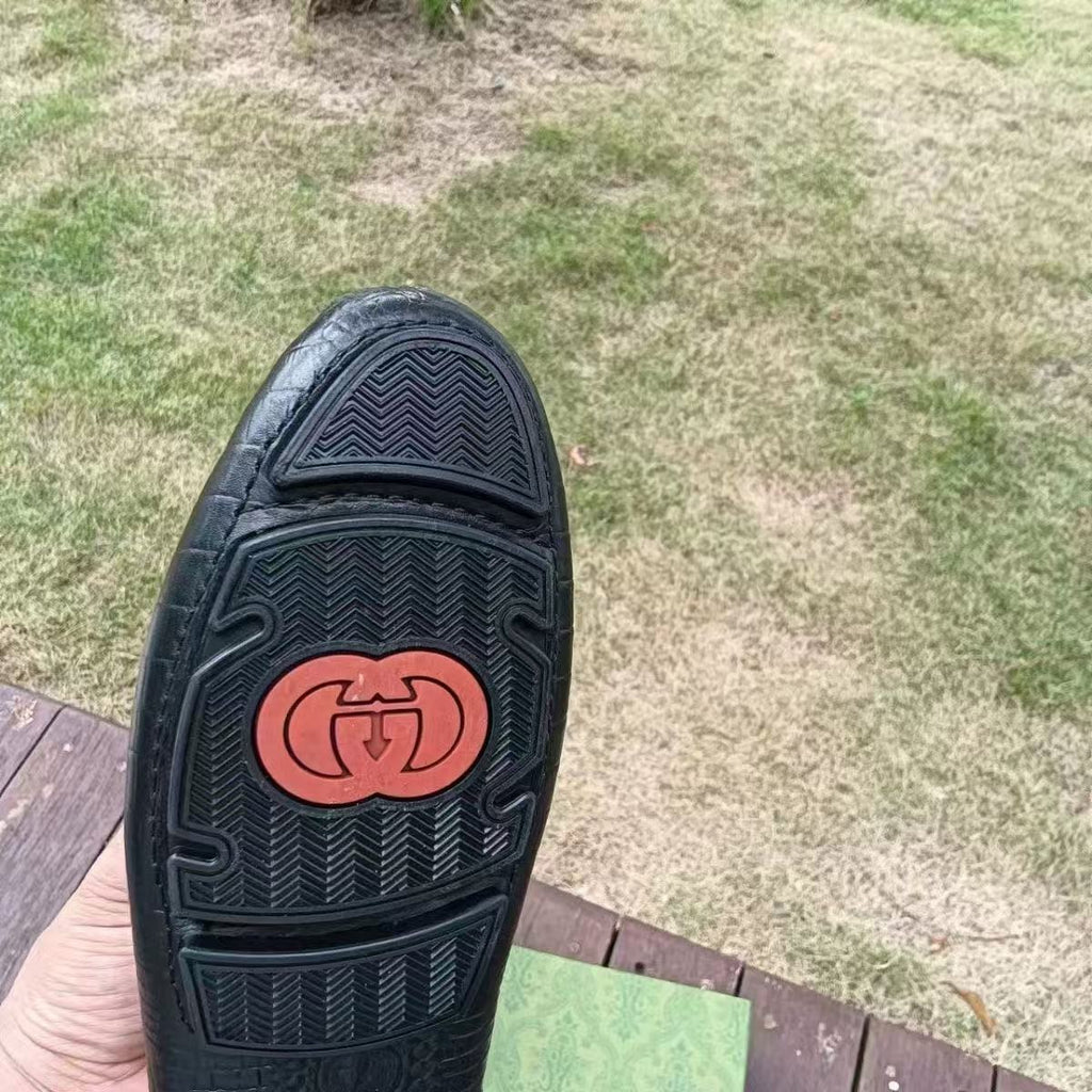 GUI New Loafers 26030902