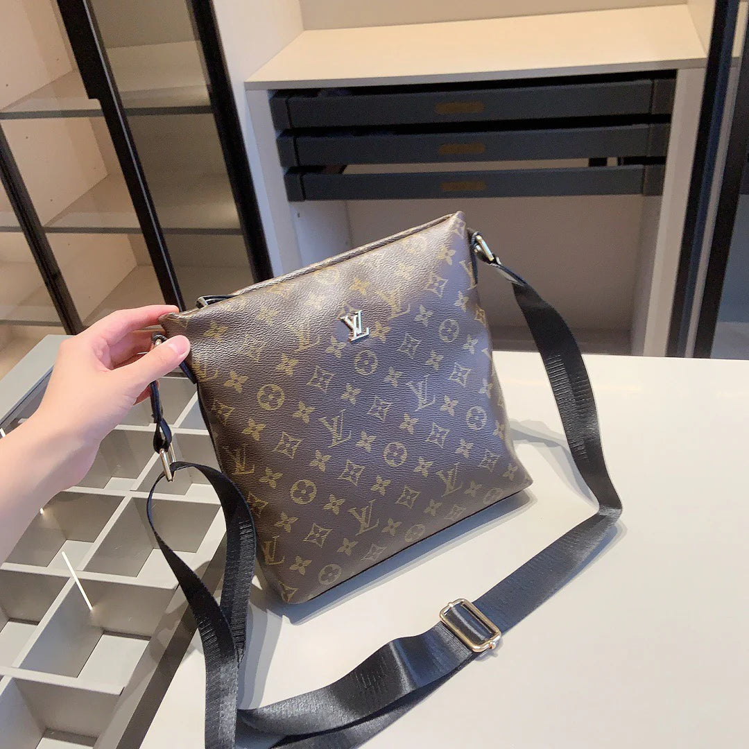 【New Men's Collection Combo】Travel Bag + Shoulder Bag + Wallet 1426020307