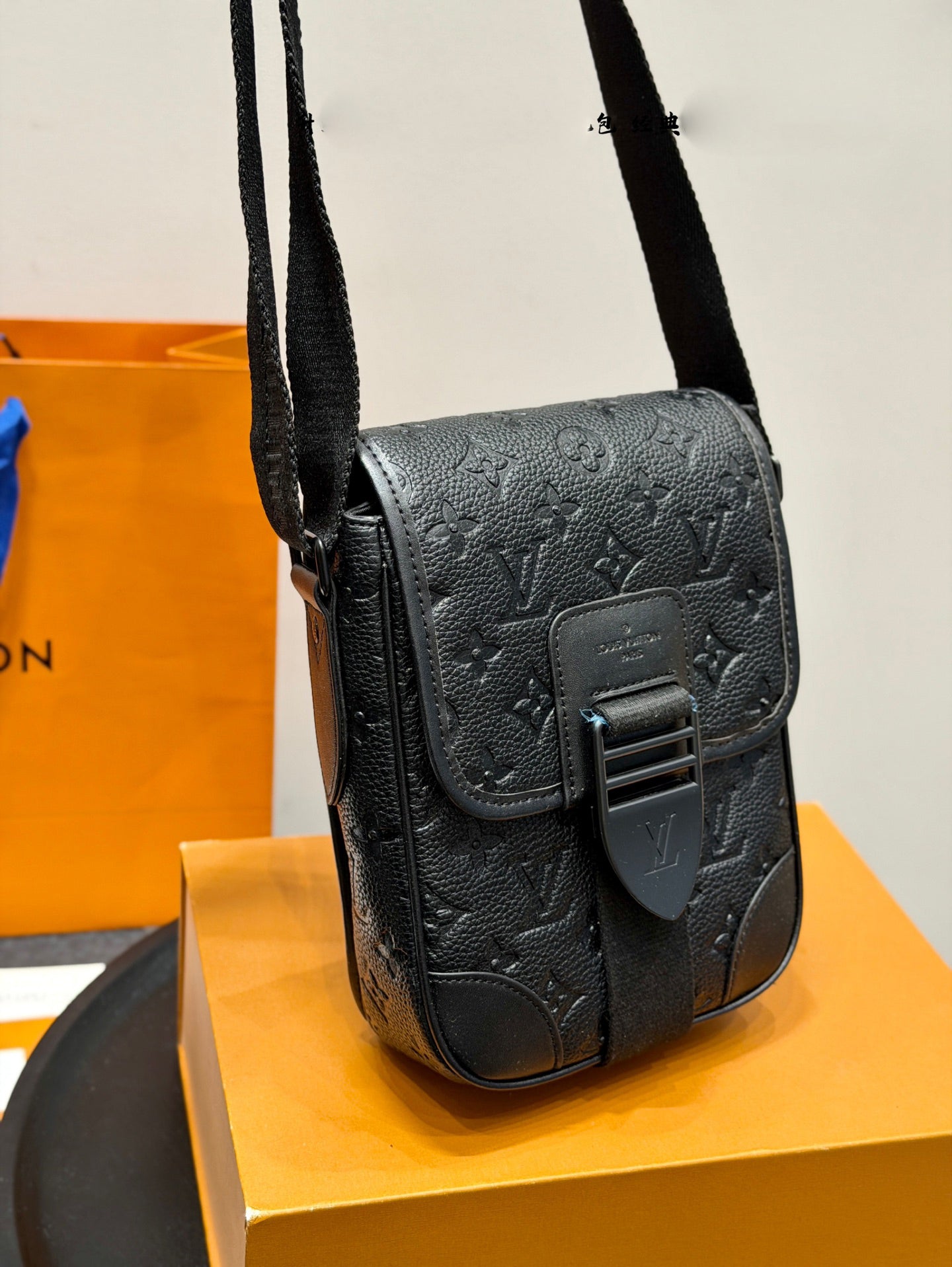 VV Monogram Phone Pouch 26031303