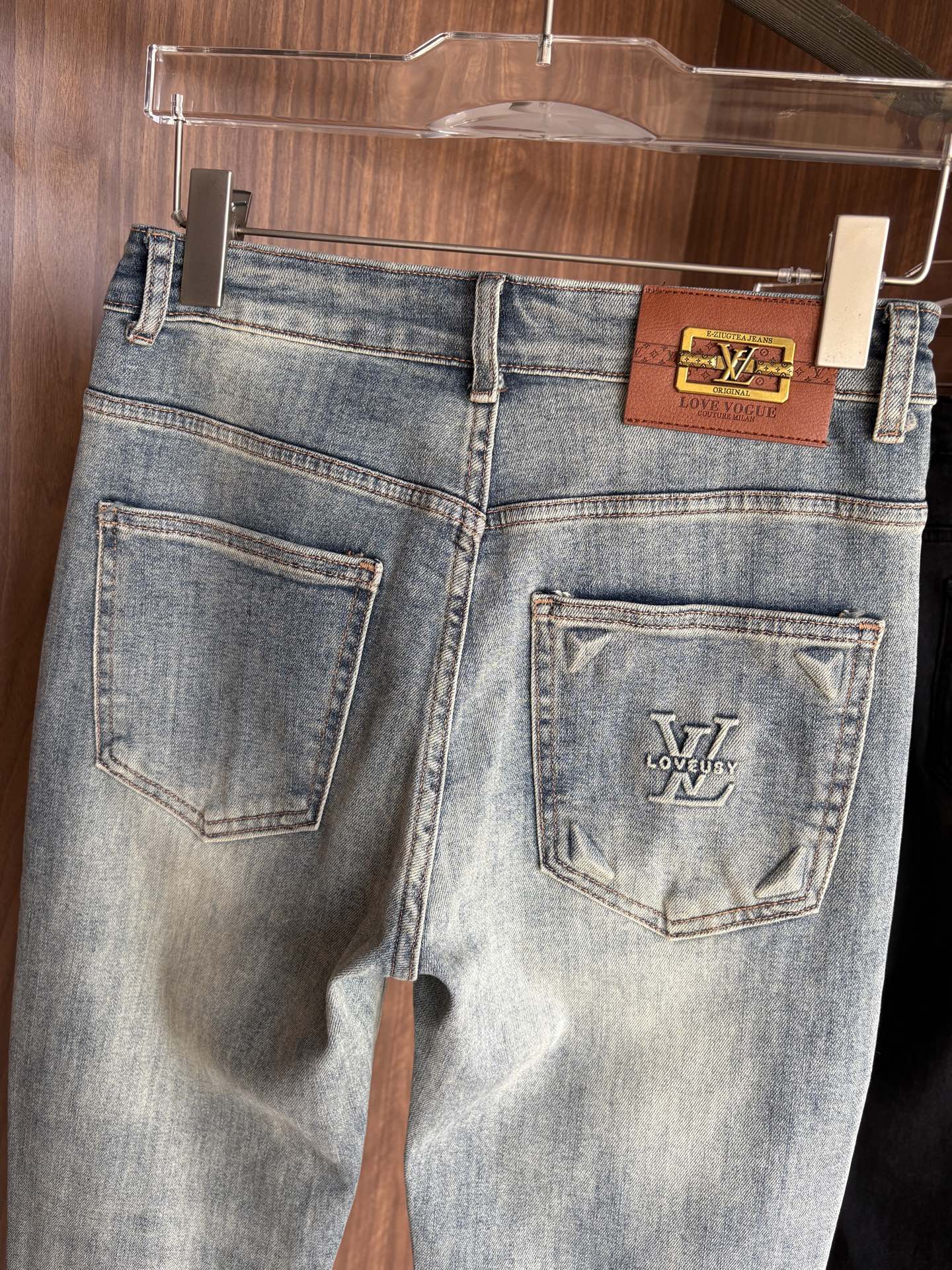 VV Custom-made, original washed denim fabric 26020408