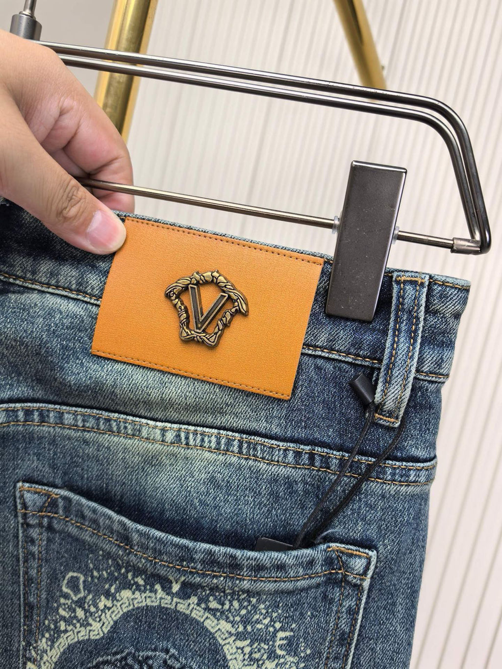 VS Latest new men's jeans 26020406