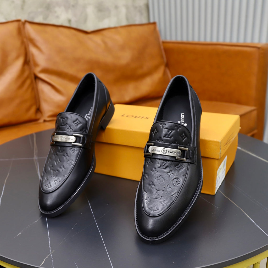 VV New leather shoes, top quality  26070313