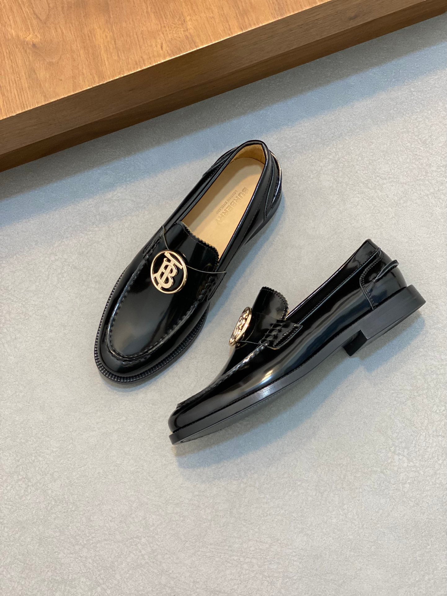 BBR Genuine leather top-quality loafers 26070802