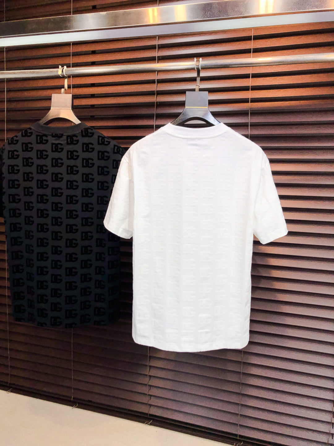 DG New Spring/Summer Fashionable Crew Neck Short-Sleeve T-Shirt 26032710