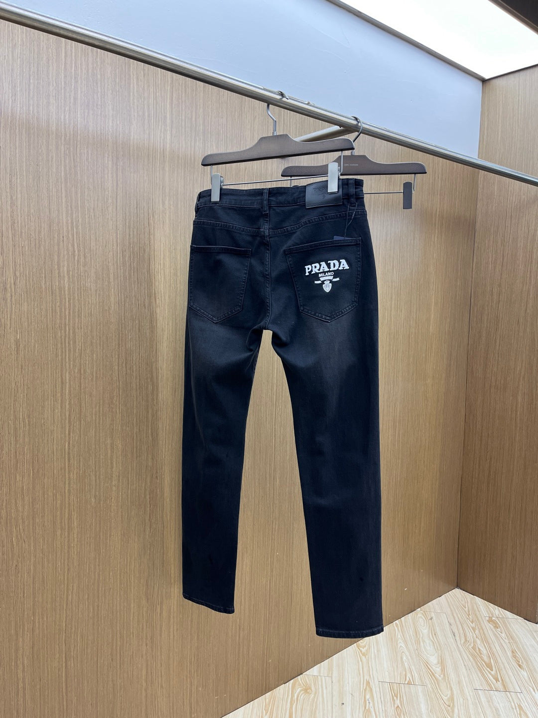 PR New ultra-soft washed denim jeans 26031217