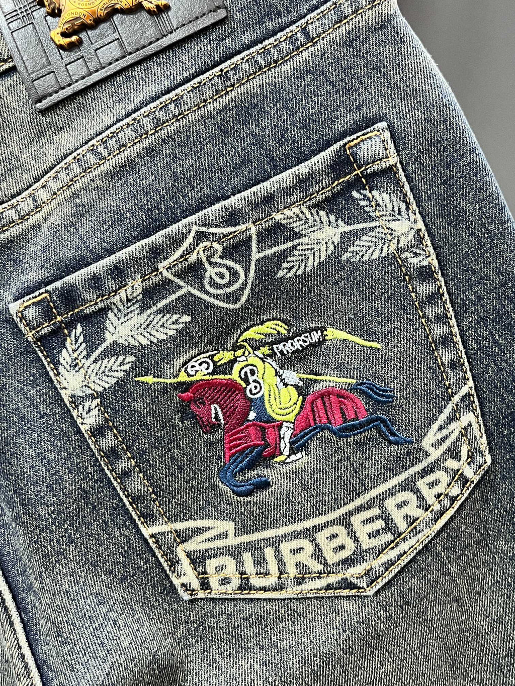 TB High-end custom-made latest style jeans 26010503