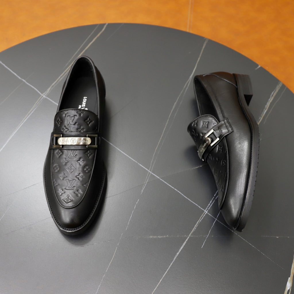 VV New leather shoes, top quality  26070313
