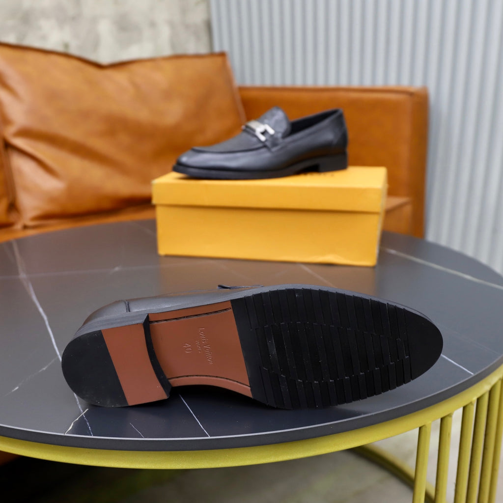 VV New leather shoes, top quality  26070313