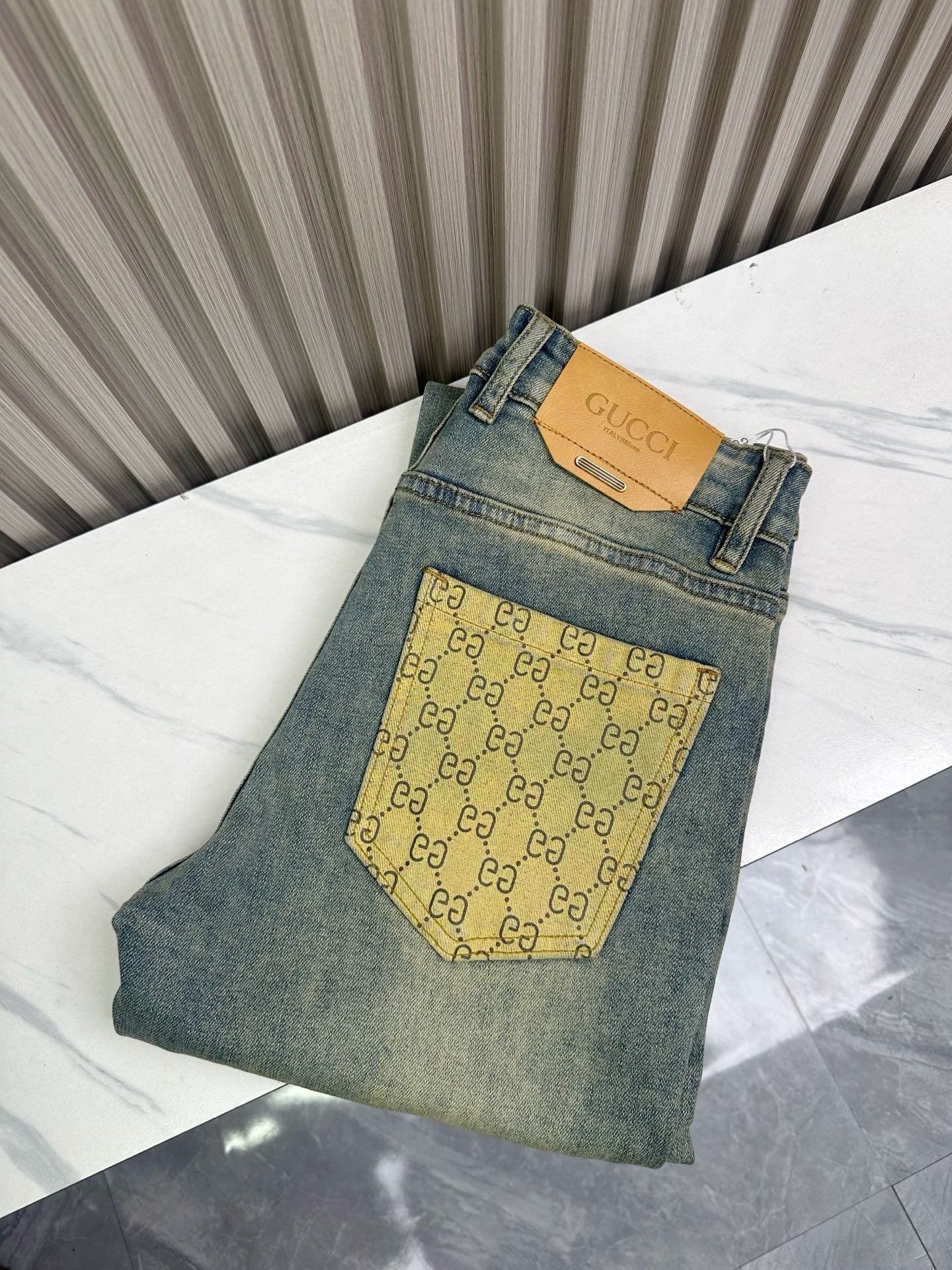 GUI Stretch slimming straight leg jeans 26031213