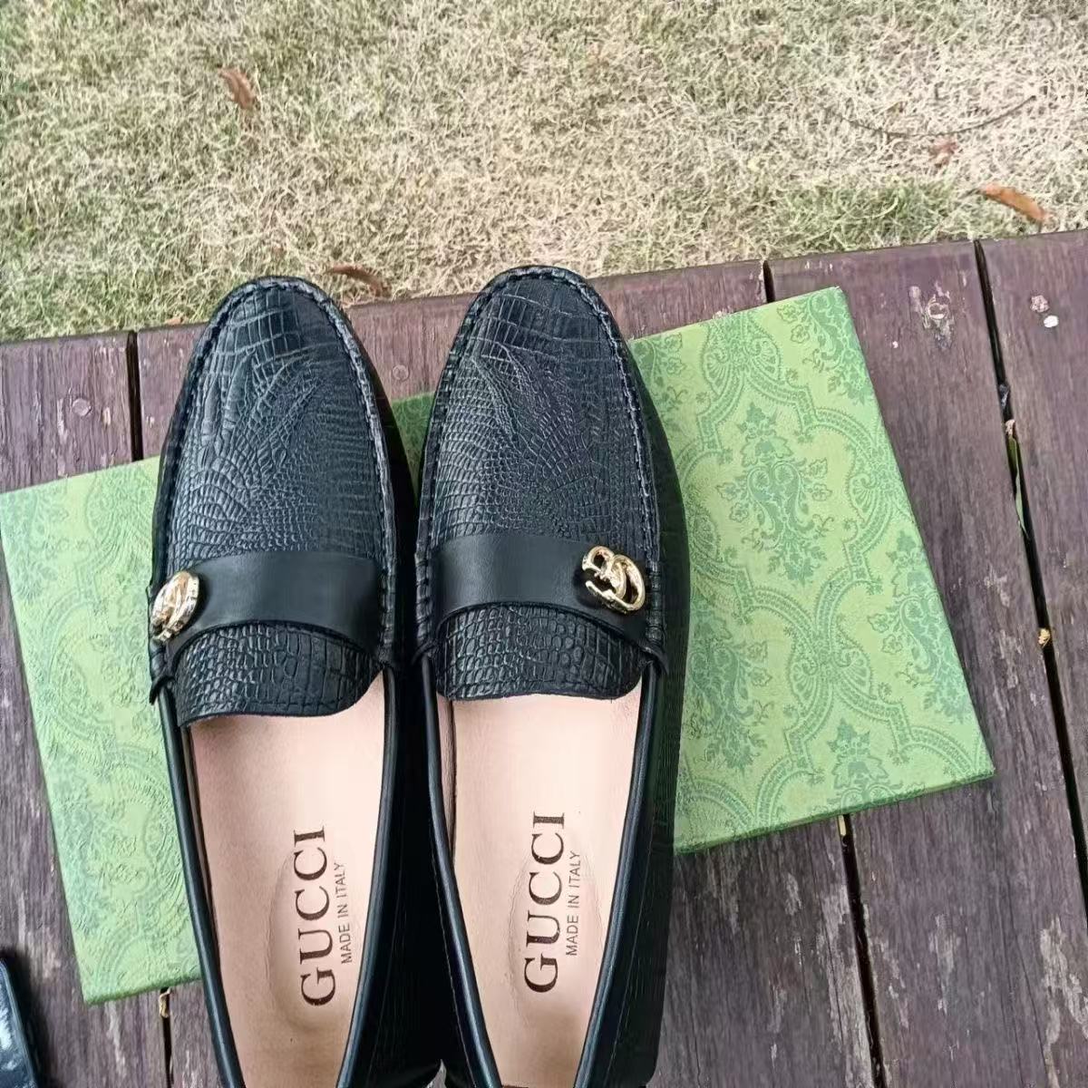GUI New Loafers 26030902