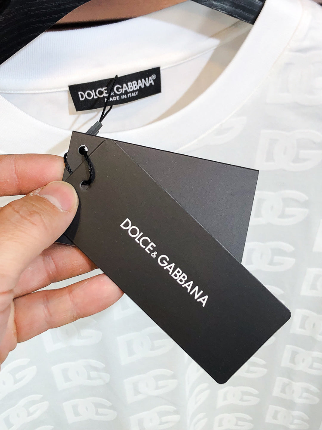 DG New Spring/Summer Fashionable Crew Neck Short-Sleeve T-Shirt 26032710