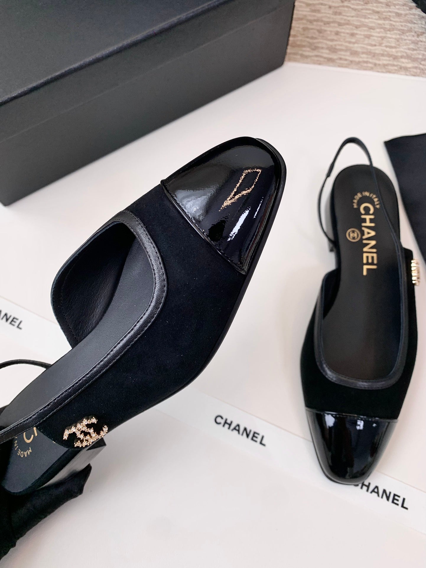 C Classic flat sandals 26031908