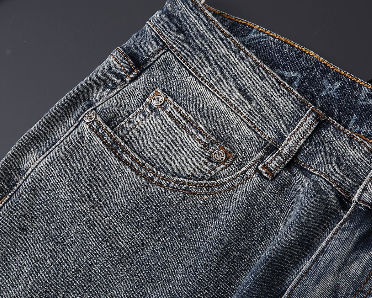 VV Custom-made, original washed denim fabric 26020409