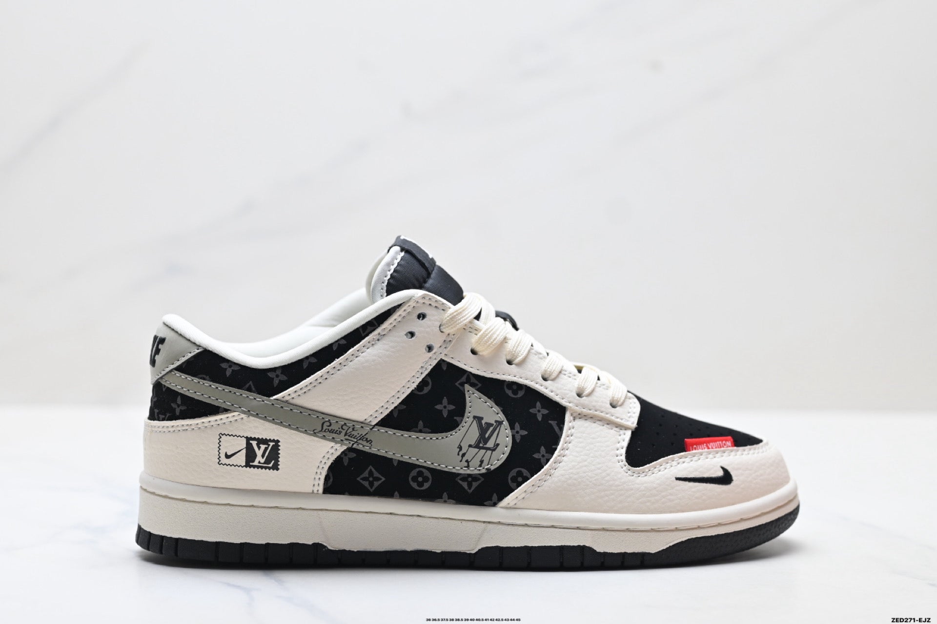VV Air Force 1 Low-Top Collaboration Sneakers 26031310