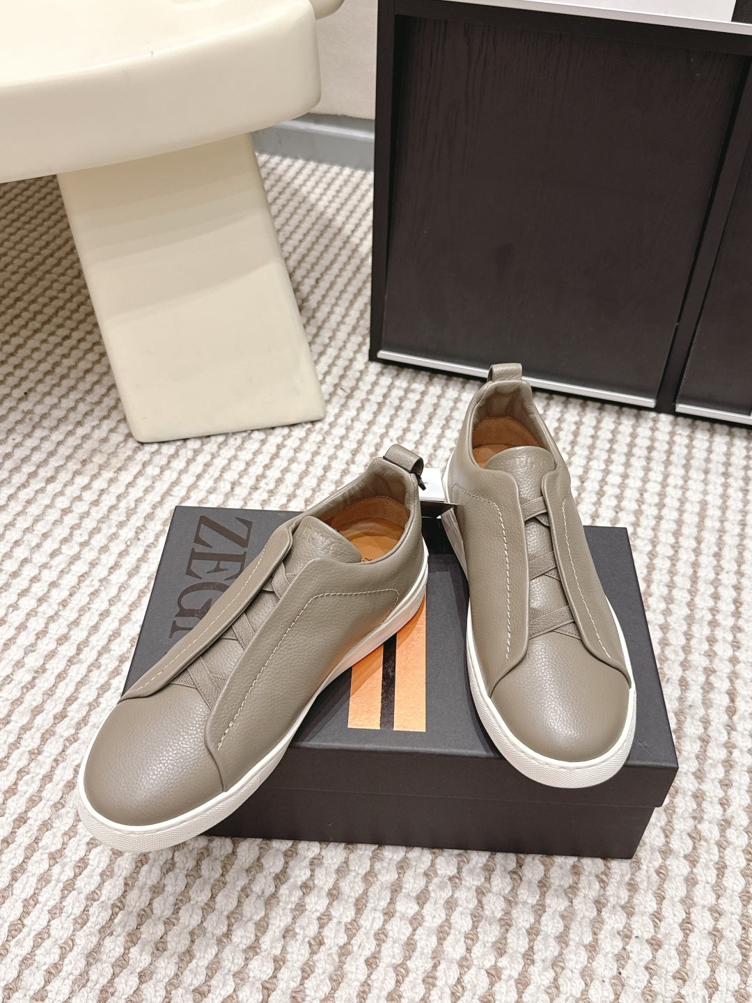 Leather Texture Triple Stitch Sneakers 1826032601