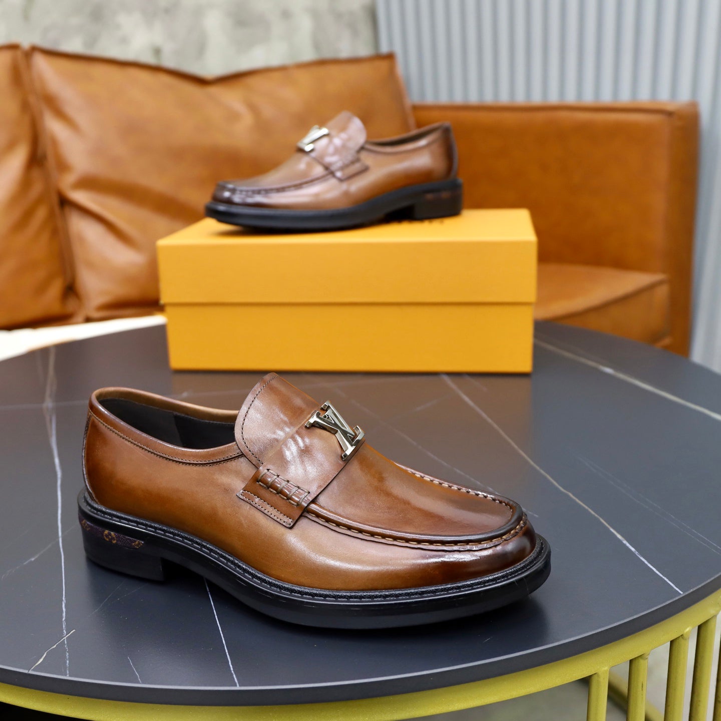VV Estate Men's Classic Casual Loafers 26070305