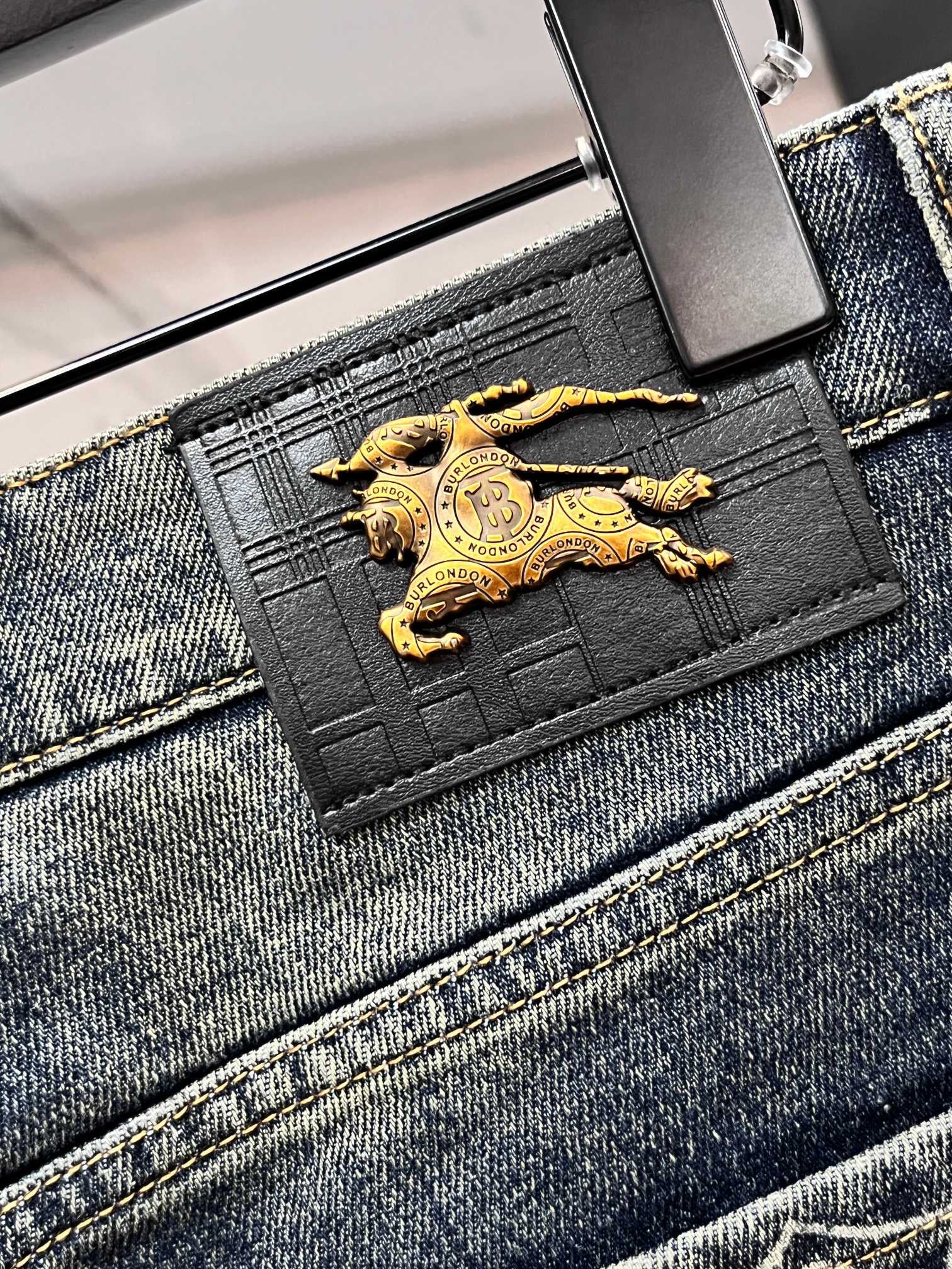 TB High-end custom-made latest style jeans 26010503