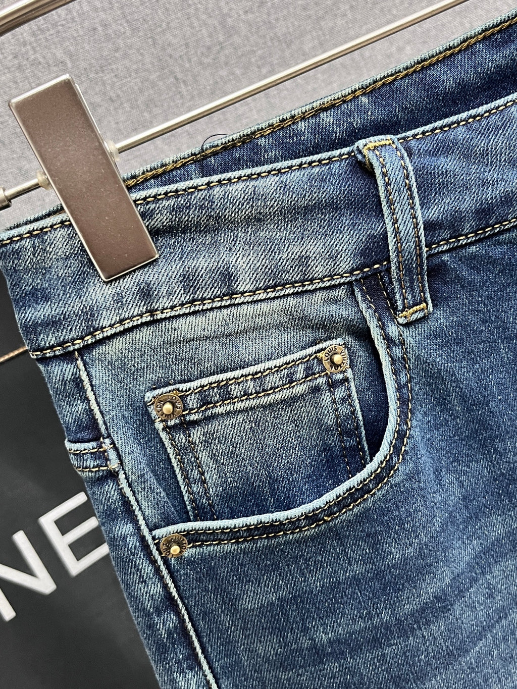 VV New super cool jeans 26020502