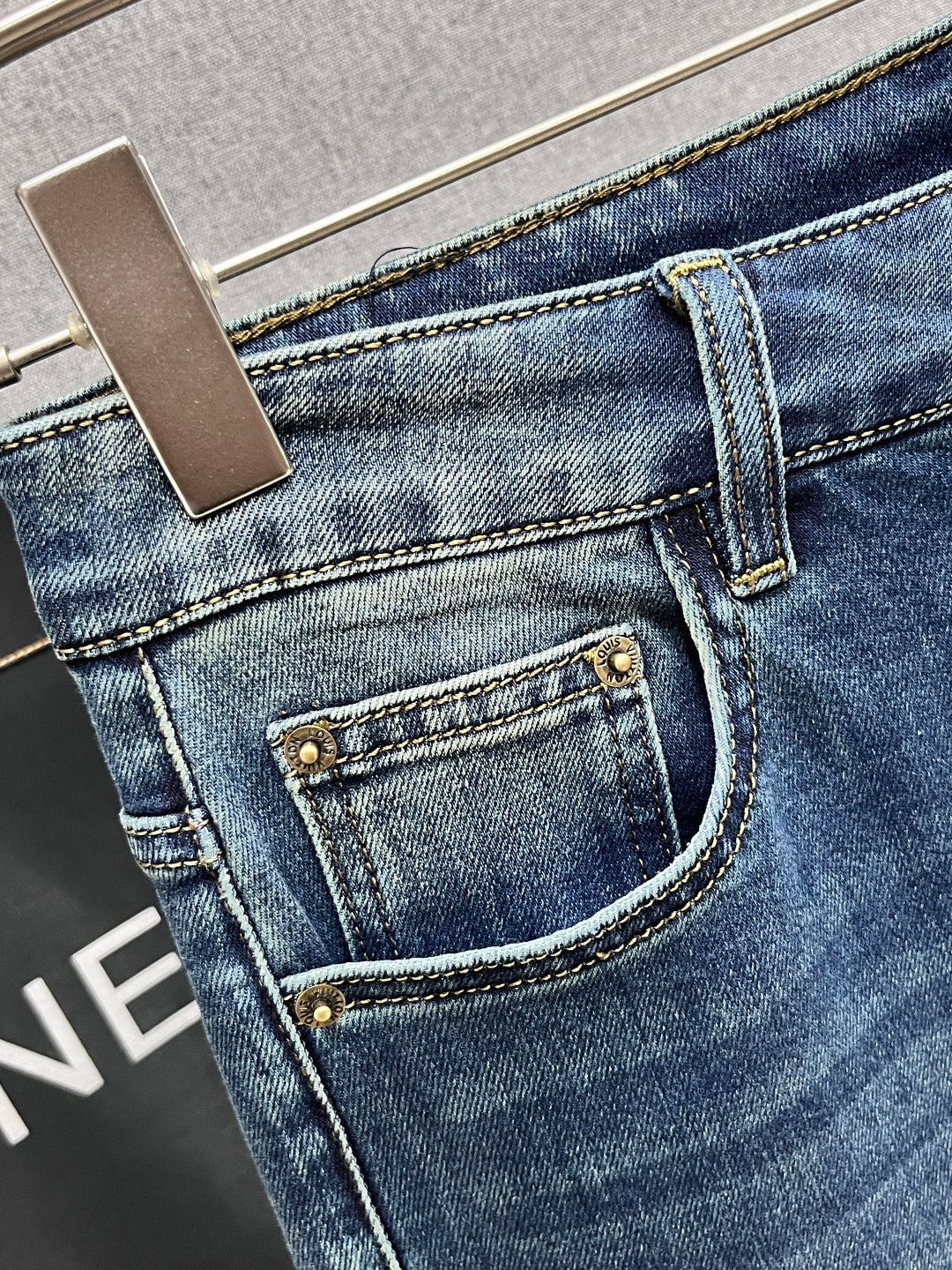 VV New super cool jeans 26020502