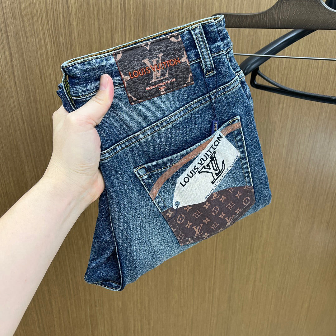VV Latest High-End Custom Jeans 26052004