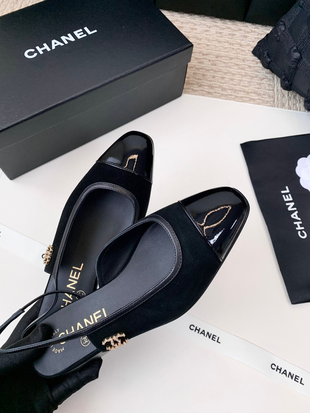 C Classic flat sandals 26031908