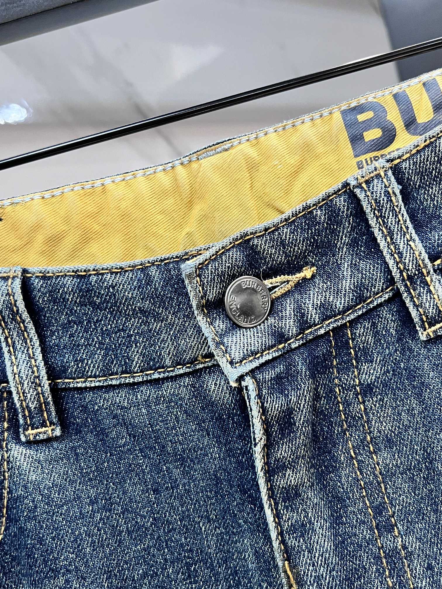TB High-end custom-made latest style jeans 26010503