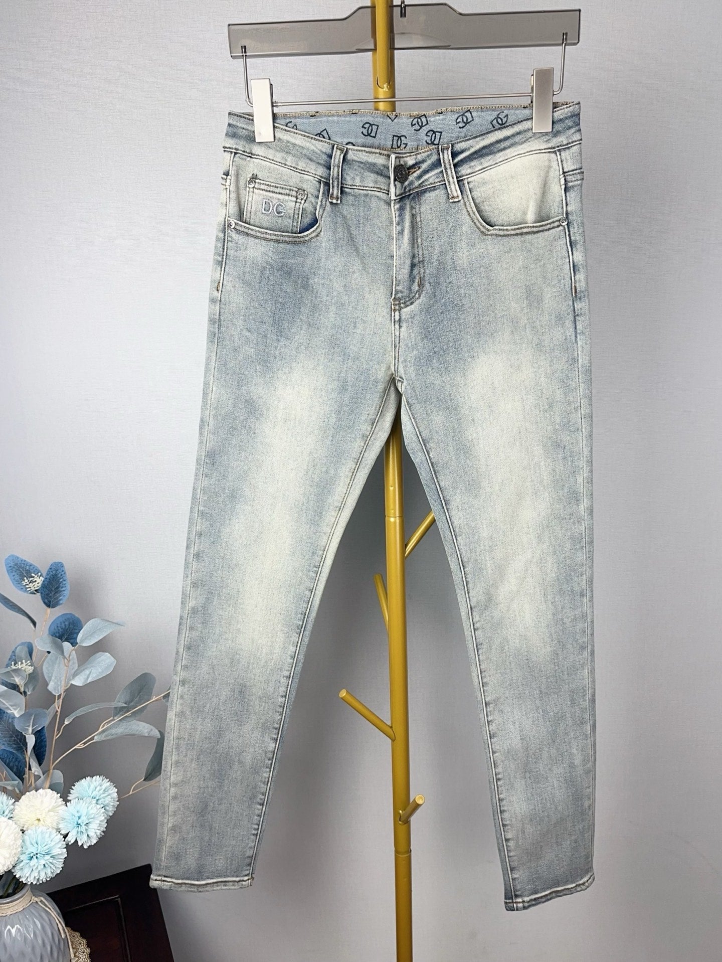 DG New Arrival: Stylish Denim Trousers 26052904