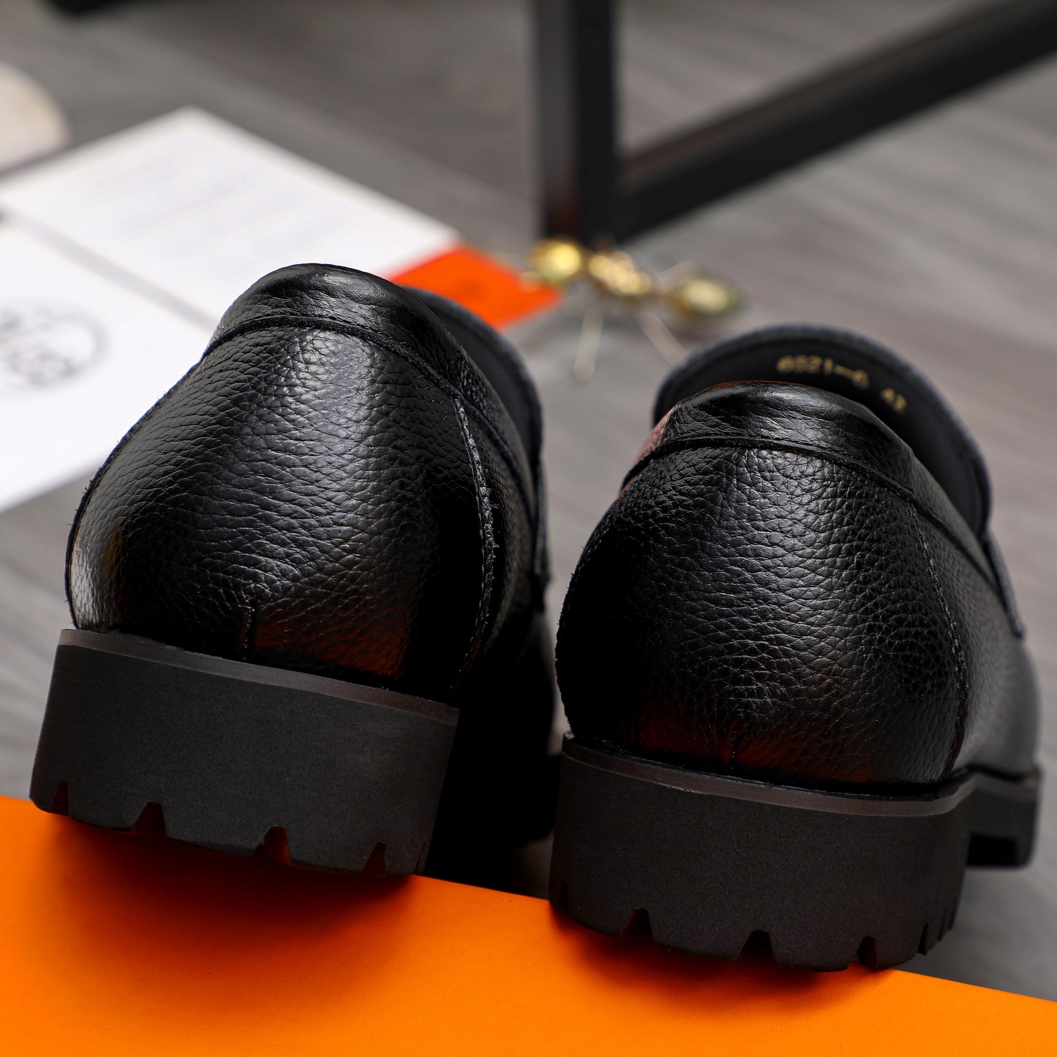 HM Business slip-on leather shoes 26070808