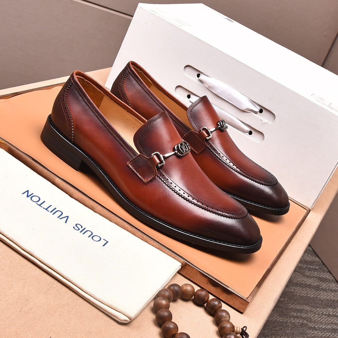 VV New leather shoes, top quality  26070312